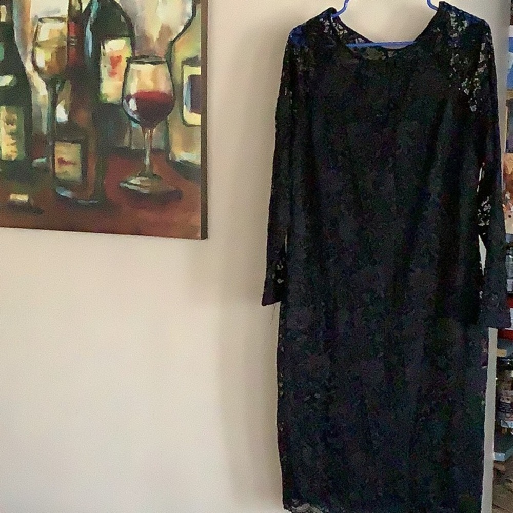 XL black lace sheer shoulder long sleeve dress